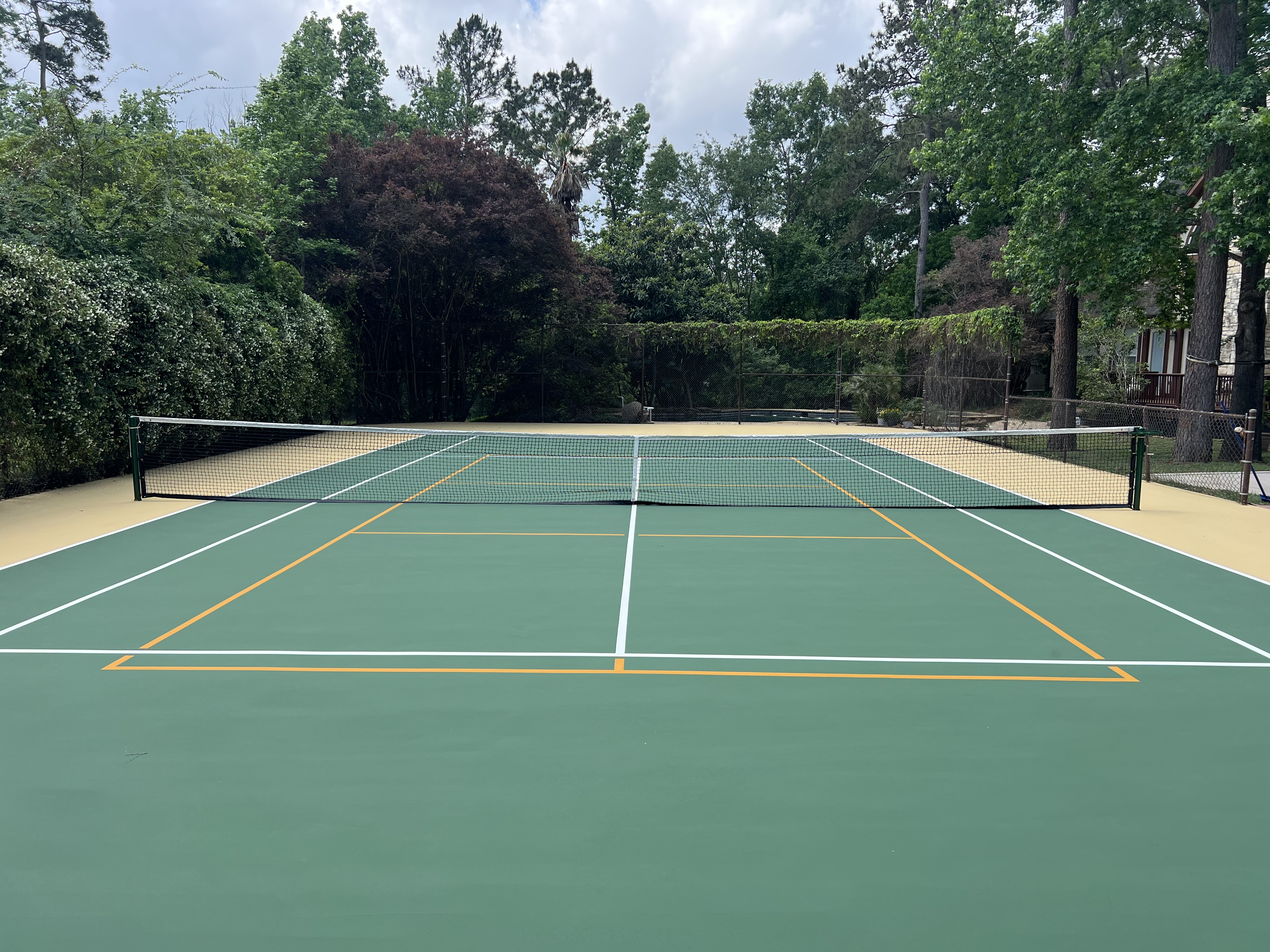 Finished resurfaced court final view